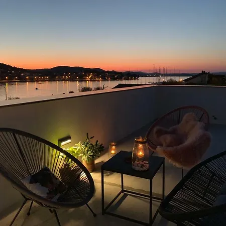 Apartment Modern Day