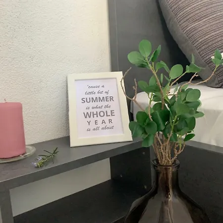 Modern Day Apartman